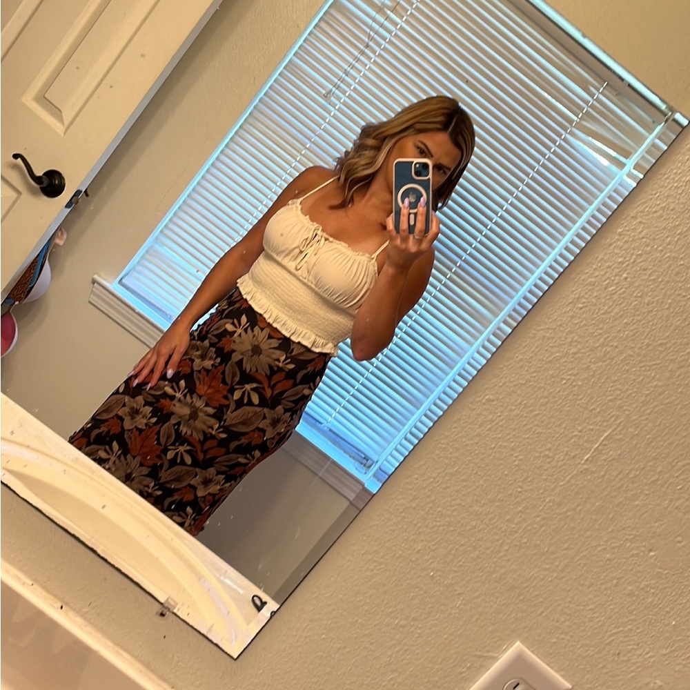 Fall skirt - Picture 2 of 2
